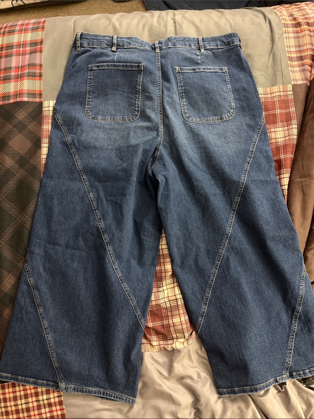 torrid High Rise Wide Leg Jeans - Picture 3 of 5